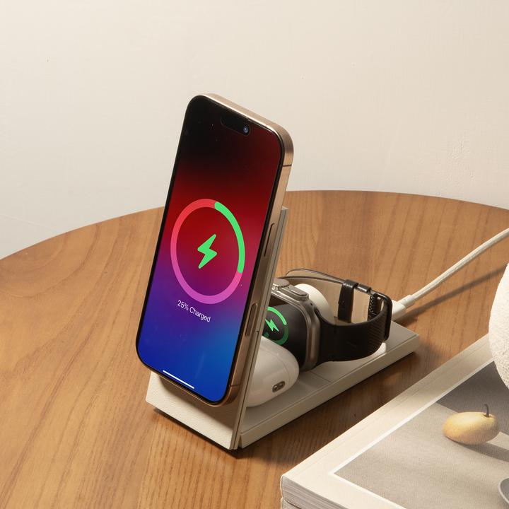 Actual product image Native Union Rise 3-in-1 INT Qi2 Wireless Charger Qi2 15W für drei MagSafe-Geräte (15 W)