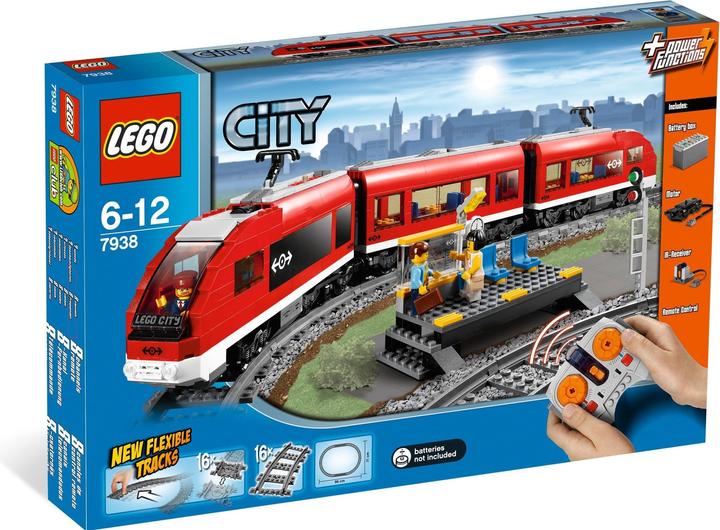 Immagine prodotto LEGO Treno passeggeri urbano (7938, LEGO City)