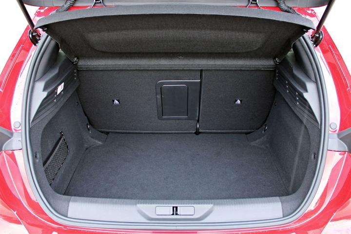Produktbild Aristar Kofferraumwanne für Peugeot 308 Limousine ab 2022