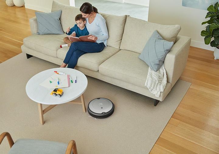 Produktbild iRobot Roomba 698 (Saugroboter)