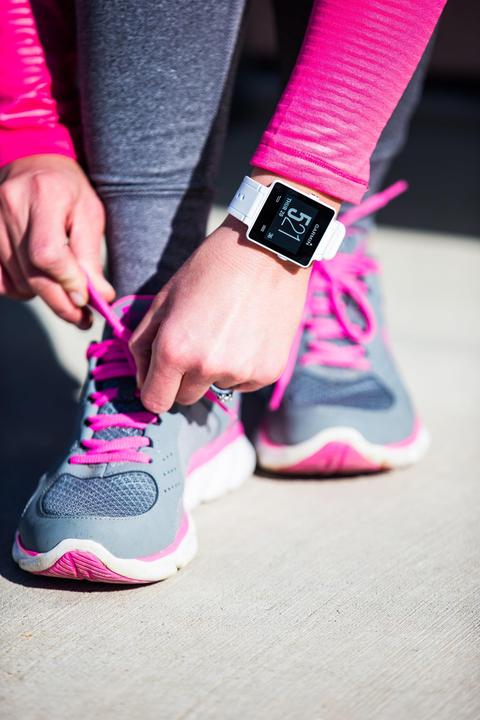 Actual product image Garmin Vivoactive (43.80 mm)