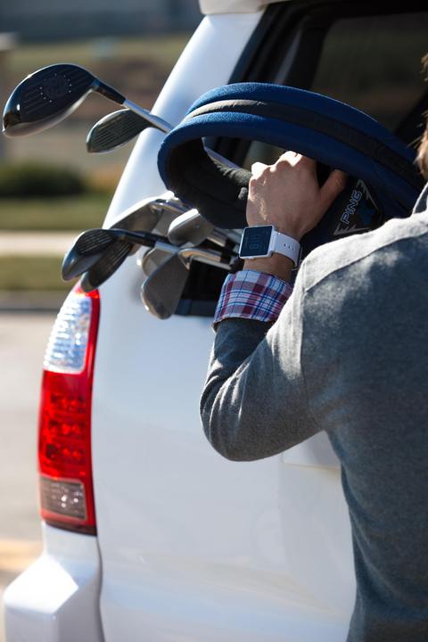 Actual product image Garmin Vivoactive (43.80 mm)