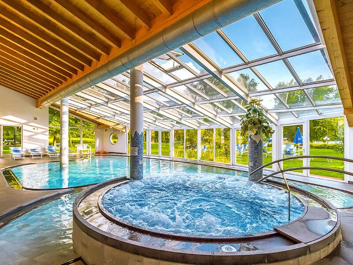 Produktbild Smartbox 2 Übernachtungen in charmanten Hotels in Europa mit Spa-Zugang (2 Pers.)