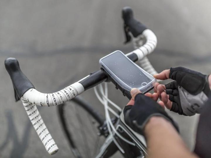 Produktbild Quad Lock Poncho (Apple iPhone XR)
