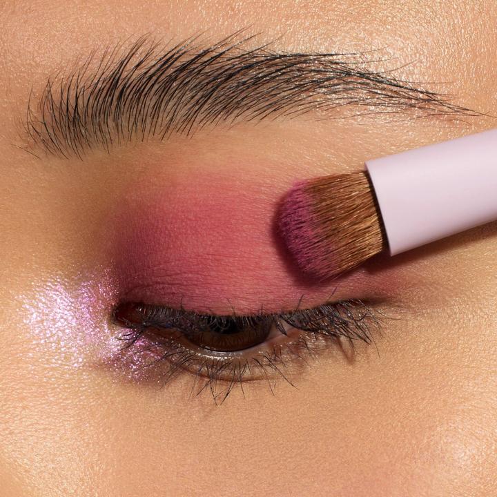 Actual product image essence soft touch duo eyeshadow (02 - Berry Crush)