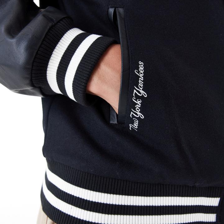 Image du produit New Era Varsity College Veste - WORLD SERIES NY Yankees (S)