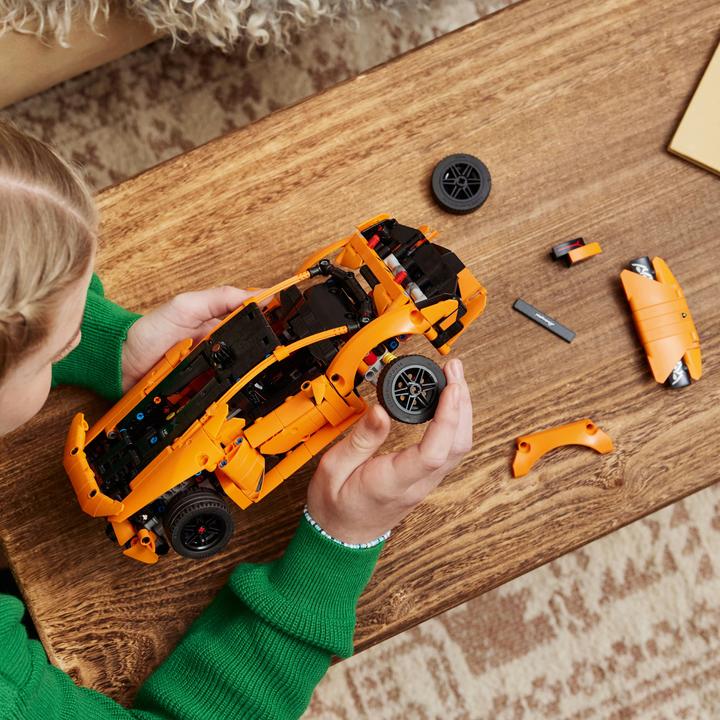 Image du produit LEGO Technic Lamborghini Huracán (42196, LEGO Technic, LEGO difficiles à trouver)
