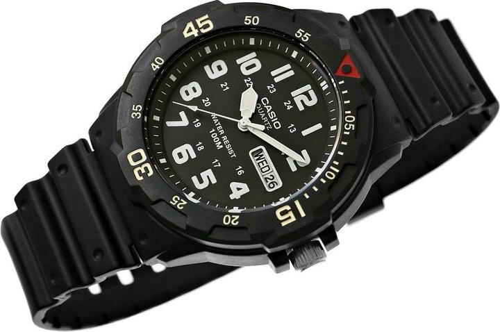 Actual product image Casio MRW-200H-1BVEG (Analogue wristwatch, 44 mm)
