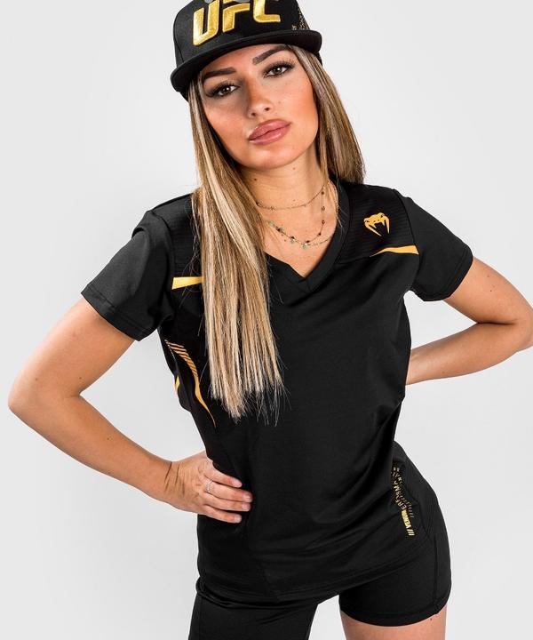 Produktbild Venum Tempest 2.0 Women Dry tech T-shirt Black/Gold - S (S)