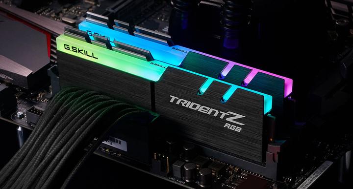 Immagine prodotto G.Skill DDR4 PC 3600 CL16 KIT 64GTZR Tri/Z (2 x 32GB, 3600 MHz, DDR4-RAM, DIMM)