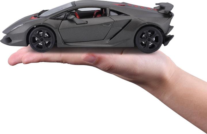 Actual product image Bburago Lamborghini Sesto Elemento 1:24