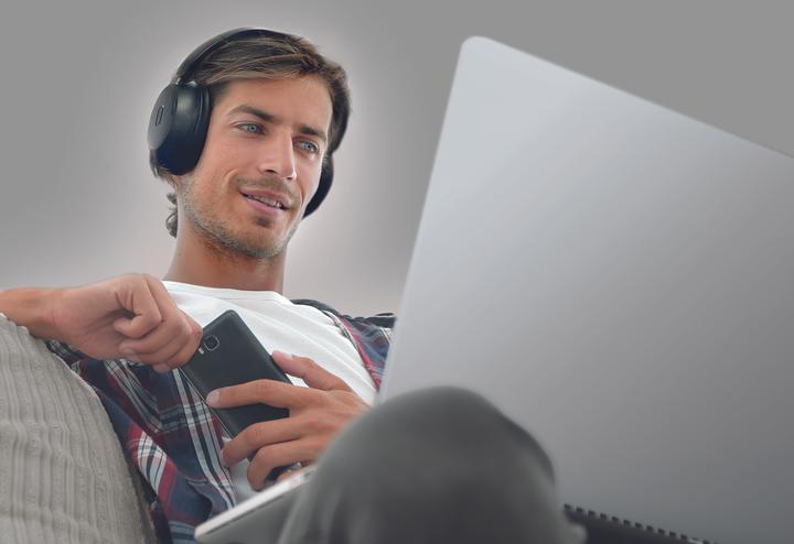 Immagine prodotto Mixx Cuffie StreamQ Surround TV Media nero (40 h, Cablato)