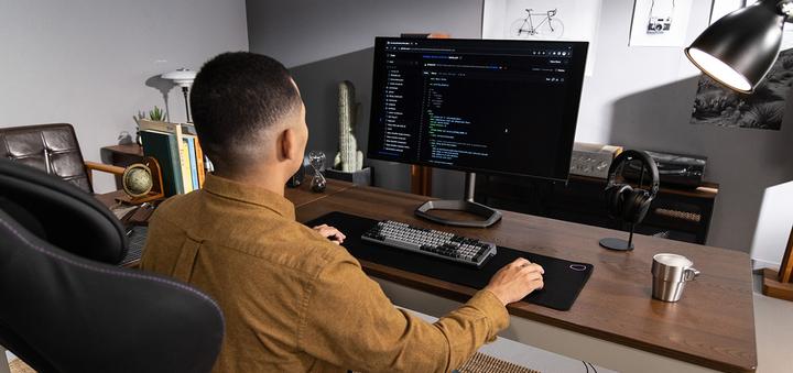 Produktbild Cooler Master CooMas MK770 Space Grey Red (DE, Kabelgebunden, Kabellos)