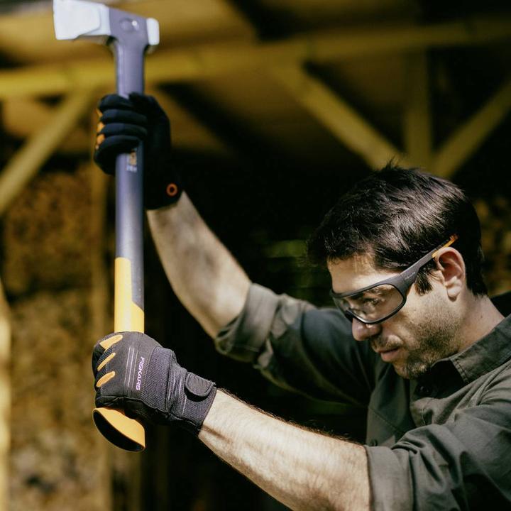Actual product image Fiskars 1071151 Axe and tool glove, size 12 1 pair (12)