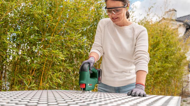 Immagine prodotto Bosch Home & Garden EasySaw 18V-70