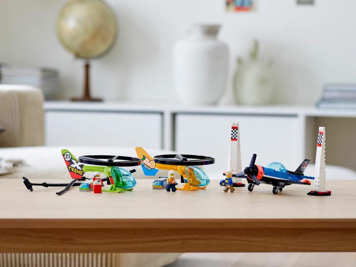 Actual product image LEGO Air Race (60260, LEGO City)