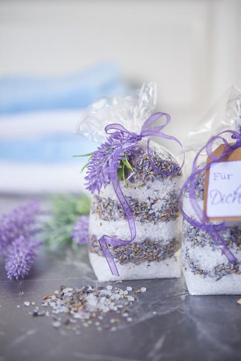 Actual product image VBS Lavender Spa" bath salt set (Bath salts)