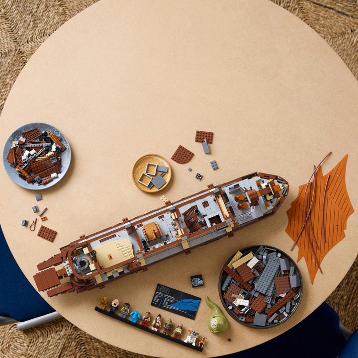 Actual product image LEGO Jabba's sailing barge (75397, LEGO Rare Sets, LEGO Star Wars)