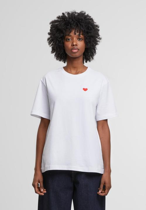 Actual product image Mister Tee MisterTee Heart Shape EMB Tee - 184233 (5XL)