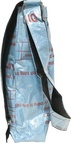 Image du produit Bekos Upcycling - Sac d'étudiant en sacs de nourriture pour poissons recyclés bleu
