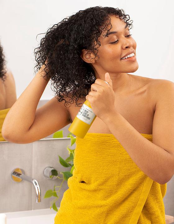 Produktbild Sol de Janeiro Brazilian Joia Milky Leave In Conditioner (210 ml)