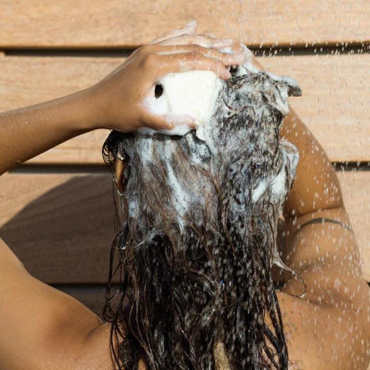 Actual product image Green Room Suds Sunny (Solid shampoo)