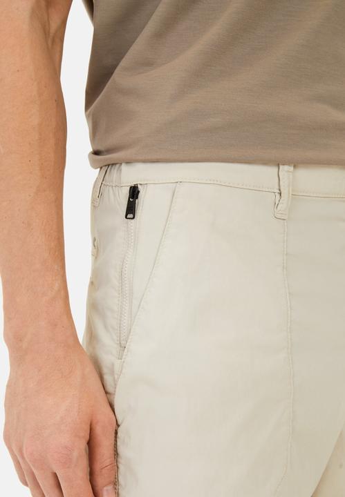 Actual product image Camel Active Leichte Chino im Relaxed Fit (34)