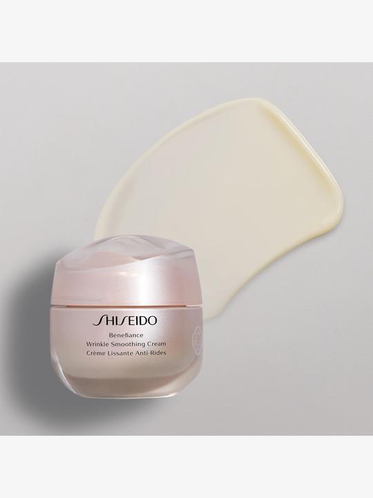 Actual product image Shiseido Wrinkle Smoothing (30 ml, Day cream)