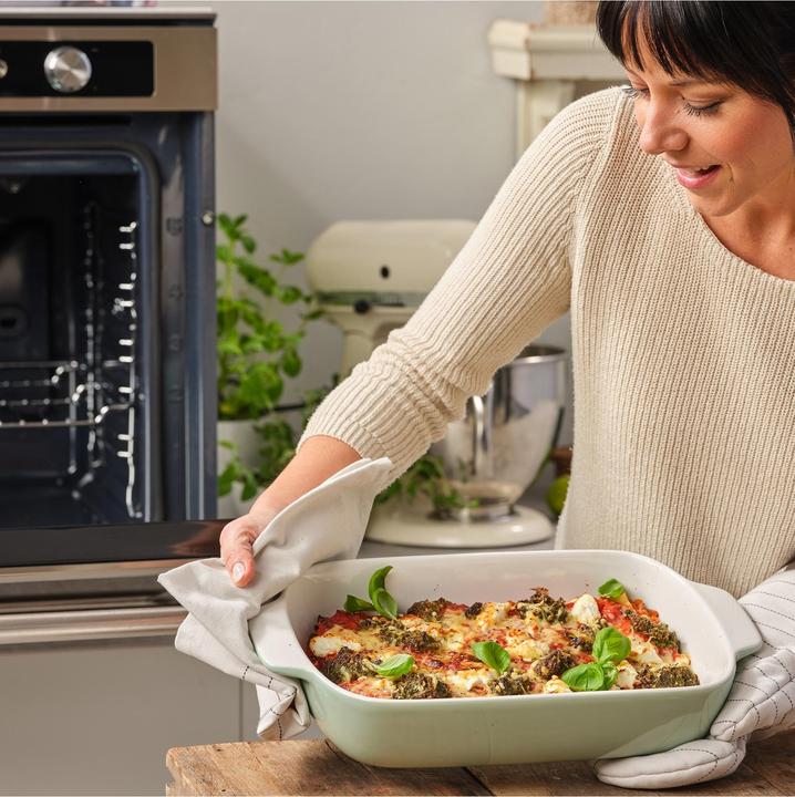 Produktbild KitchenAid Ovenschaal met bamboe deksel - large - pistache groen