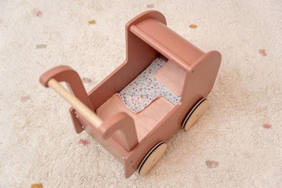 Produktbild Little Dutch Puppenwagen aus FSC Holz inkl. Textilien