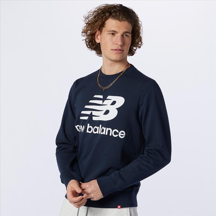 Produktbild New Balance Essentials Stacked Logo Crew (S)