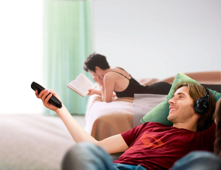 Actual product image Philips SHD8600/10 (10 h, Wireless)