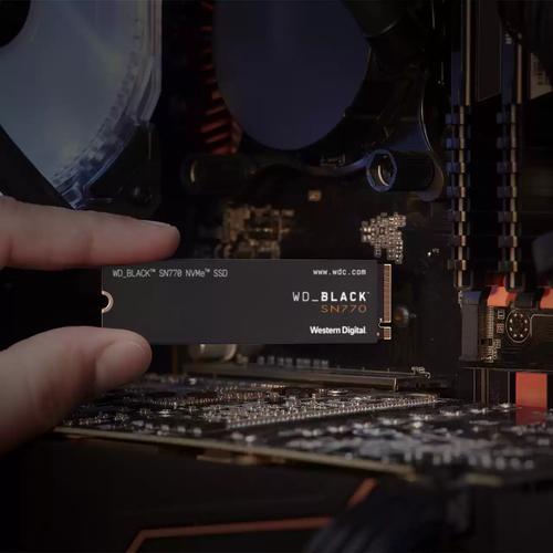 Actual product image WD Black SN770 Retail (2000 GB, M.2 2280)