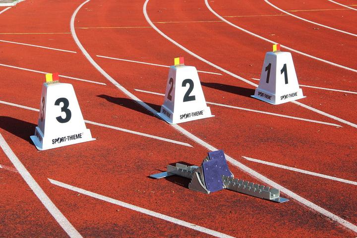 Actual product image Sport-Thieme Start boxes with false start indication (10000 g)