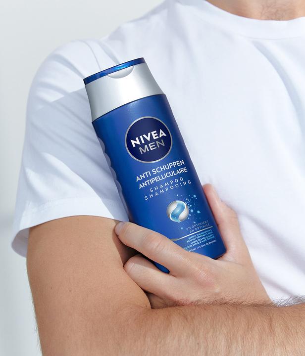 Produktbild NIVEA MEN Anti-Schuppen pH-Optimal Shampoo Trio (750 ml, Flüssiges Shampoo)