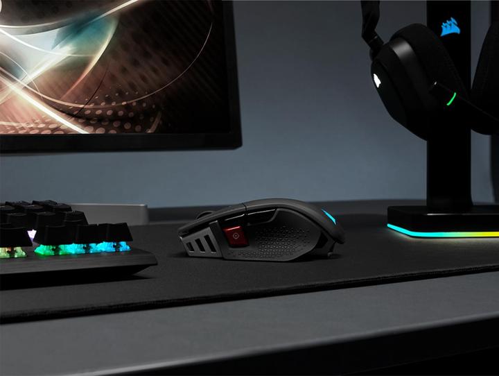 Produktbild Corsair M65 RGB ULTRA (Kabellos, Kabelgebunden)