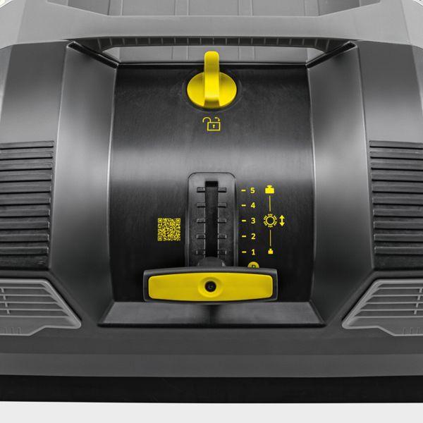 Actual product image Kärcher Professional KM 70/20 C