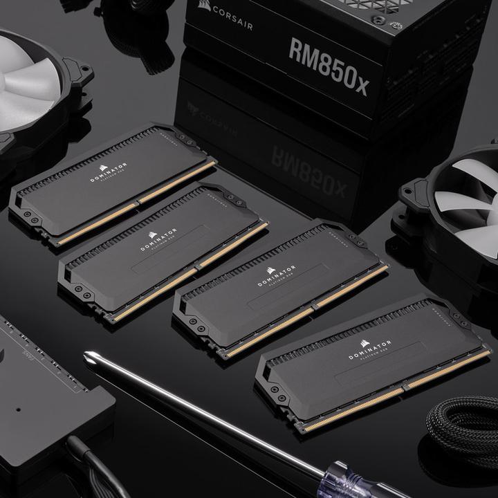 Actual product image Corsair Dominator Platinum RGB (2 x 16GB, 5600 MHz, DDR5 RAM, DIMM)