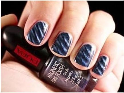 Immagine prodotto Pupa Milano Pupa Cos Kit Nail Art Mania Kit di smalti assortiti (Essiccatore smalto per unghie)
