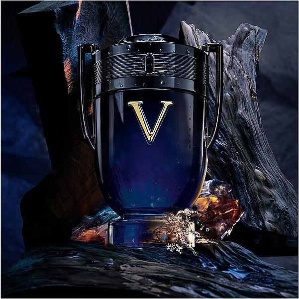 Actual product image Paco Rabanne Invictus Victory Elixir Parfum Intense 200ml (Eau de parfum, 200 ml)