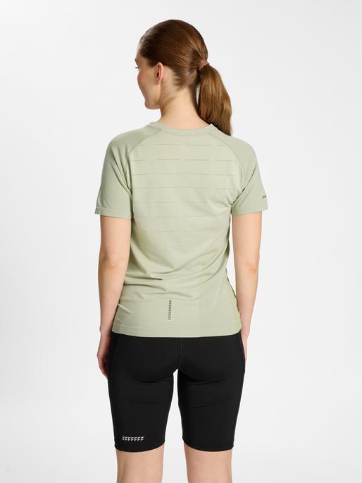 Actual product image Newline Nwlriverside Seamless T-Shirt S/S Woman (M)