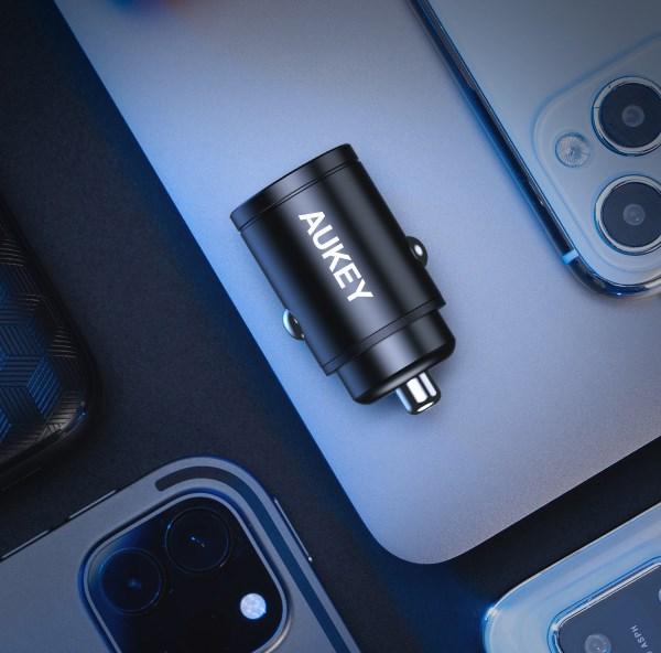 Immagine prodotto Aukey Car Charger Enduro
