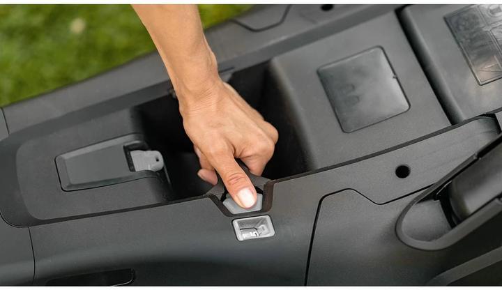 Actual product image Bosch Home & Garden AdvancedRotak 36-660 (Rechargeable battery operated)