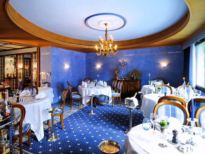 Immagine prodotto Smartbox 1 notte di charme in Svizzera con cena gourmet per 2 spose (2 pers.)