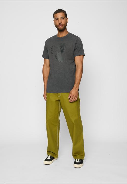 Actual product image Famous tee (S)