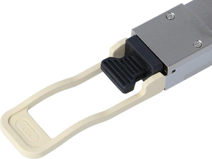 Actual product image CBO Juniper QSFP-100GBASE-SR4 Compatible BlueOptics QSFP28 BO28L859S1D