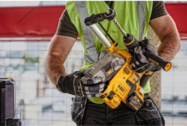 Actual product image DeWalt H/Drill Dust Extractor FLEXVOLT Compat
