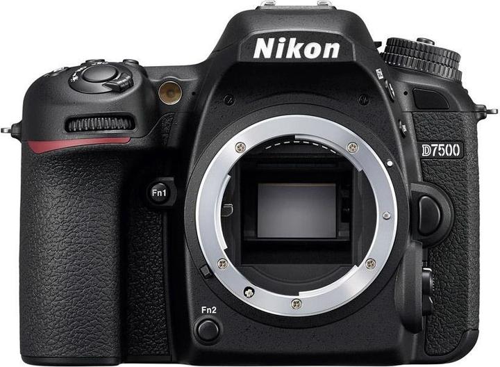 Actual product image Nikon D7500 Kit (18 - 140 mm, 21.51 Mpx, APS-C / DX)