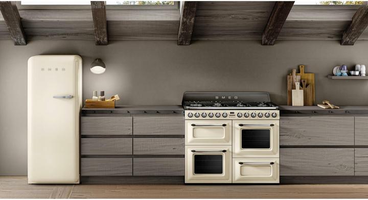 Image du produit Smeg Style rétro FAB28LCR5 (270 l)