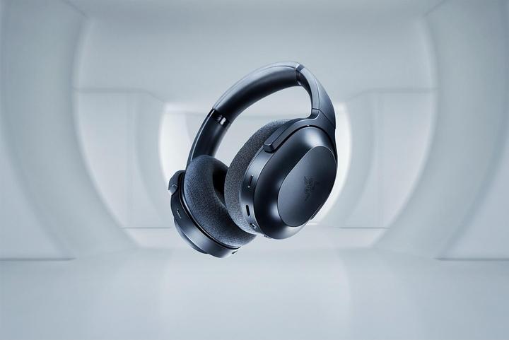 Actual product image Razer Barracuda (Wireless)